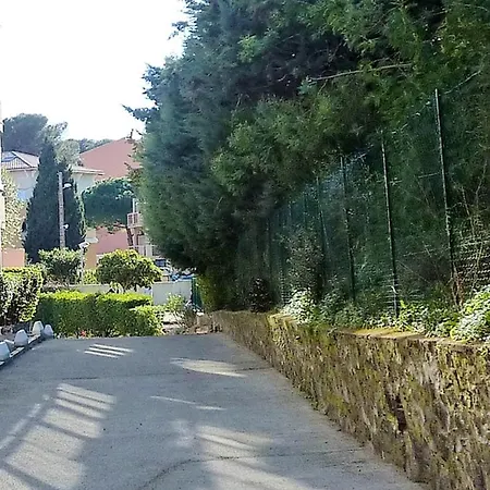 Quartier D'agay Saint-Raphael (Var)